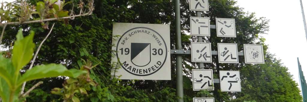 Schild am Sportzentrum am Ruggebusch mit allen Abteilungen